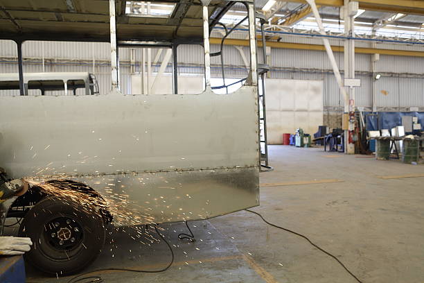 bus assembly line with hand manufacturing